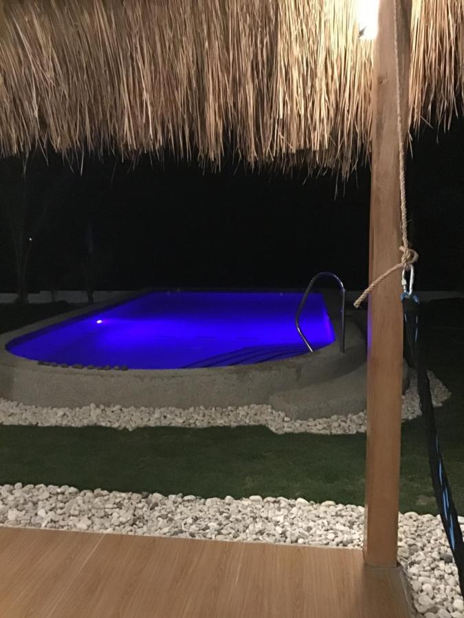 Bamboobeachvilla2 Ac New Oceanfront Pool Sunsetview Garden Kitchen Satellite Starlink Wi-Fi Dimiao Kültér fotó