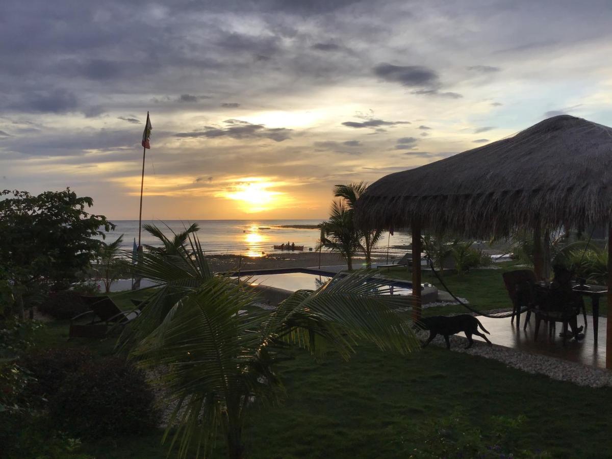 Bamboobeachvilla2 Ac New Oceanfront Pool Sunsetview Garden Kitchen Satellite Starlink Wi-Fi Dimiao Kültér fotó